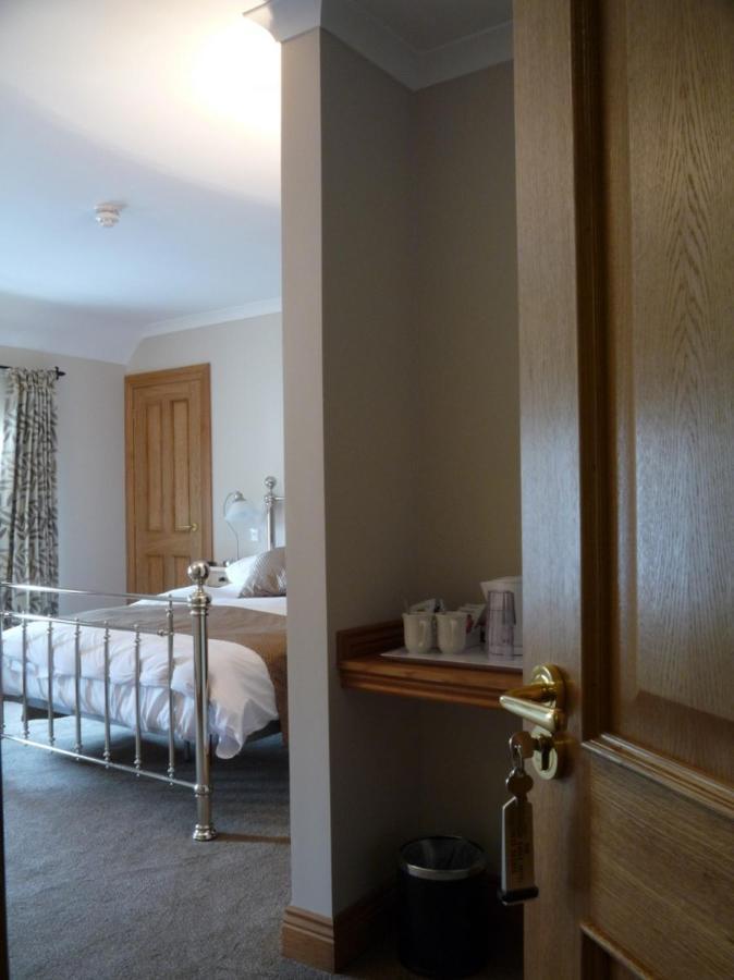 The Spread Eagle Hotel Jedburgh Szoba fotó